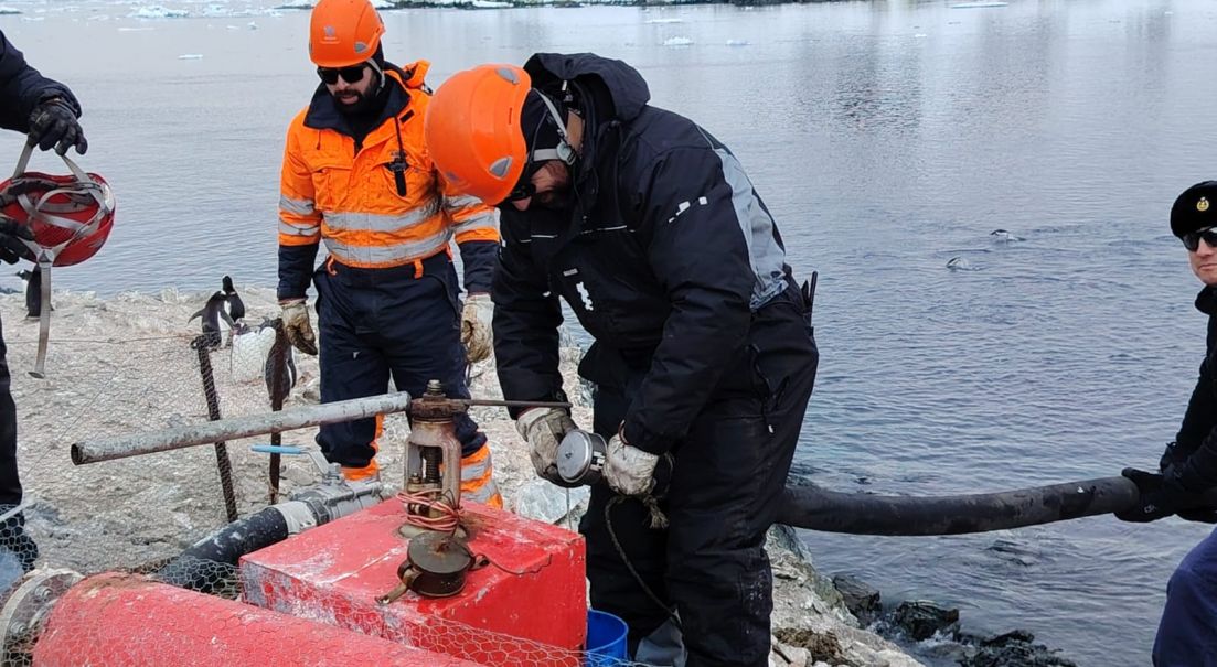 Dotación Estival culmina con éxito labores de mantenimiento en la Base Antártica