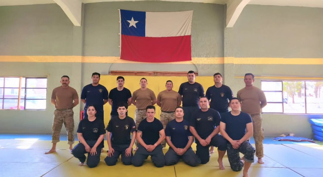 Ejército y Armada refuerzan capacidades conjuntas con entrenamiento en combate cuerpo