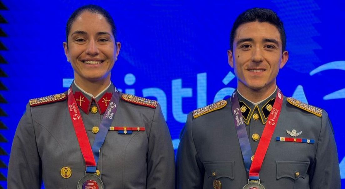 Triatletas del Ejército destacan entre los mejores del país en premiación nacional 2025