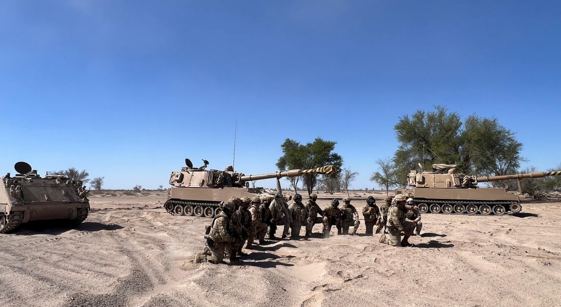 Potenciando el poder de fuego: Grupo de Artillería N.° 9 “Salvo” se entrena en el sistema de armas M-109