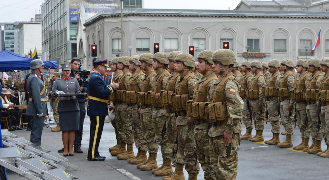 Ejército de Chile condecora a soldados conscriptos con Medalla “18 Septiembre”